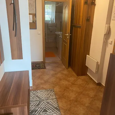 Meluzína Apartman *